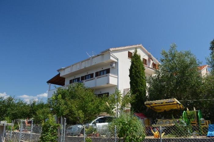 Apartments Josip لون المظهر الخارجي الصورة